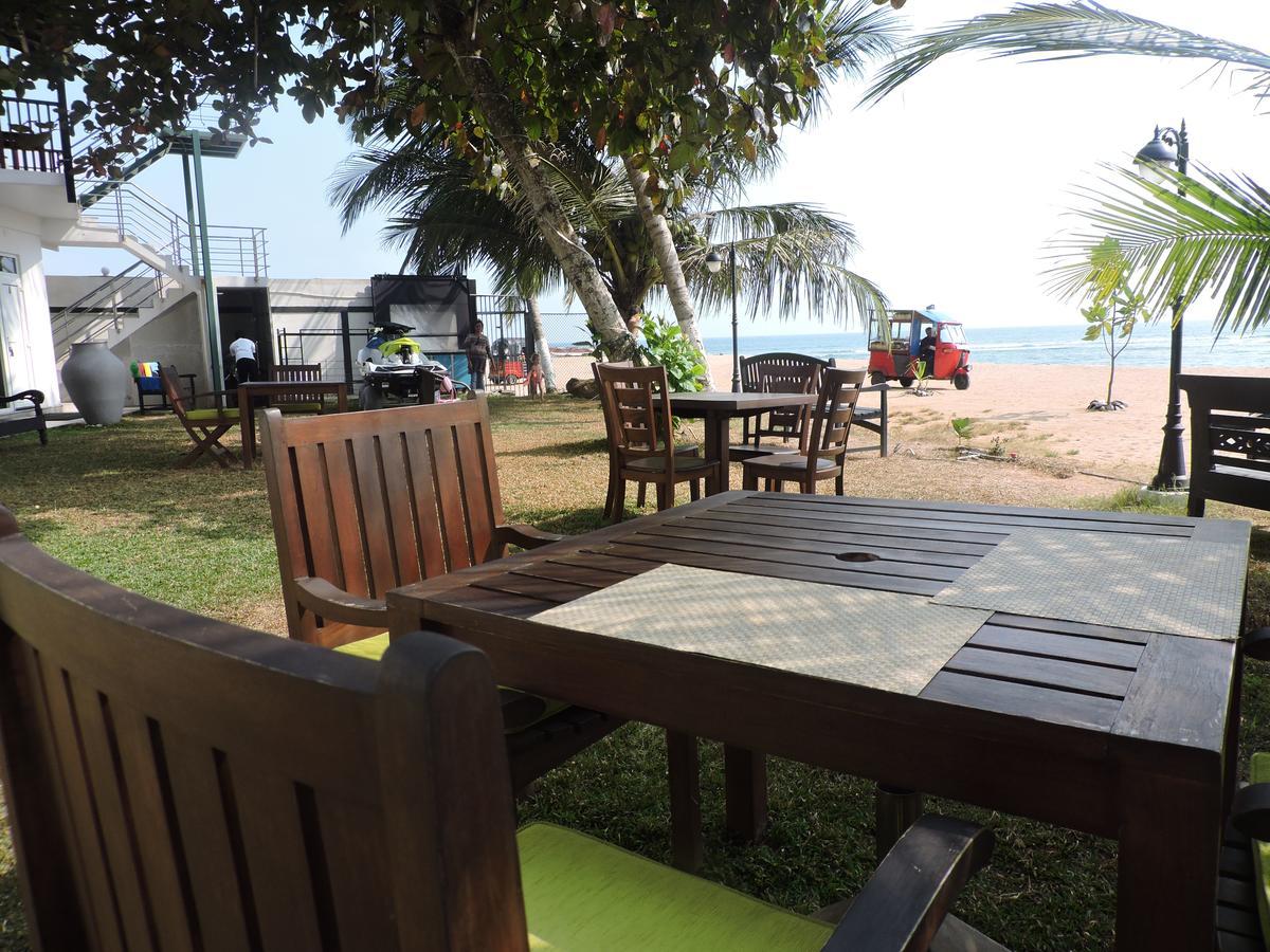Joe'S Resort Unawatuna Esterno foto