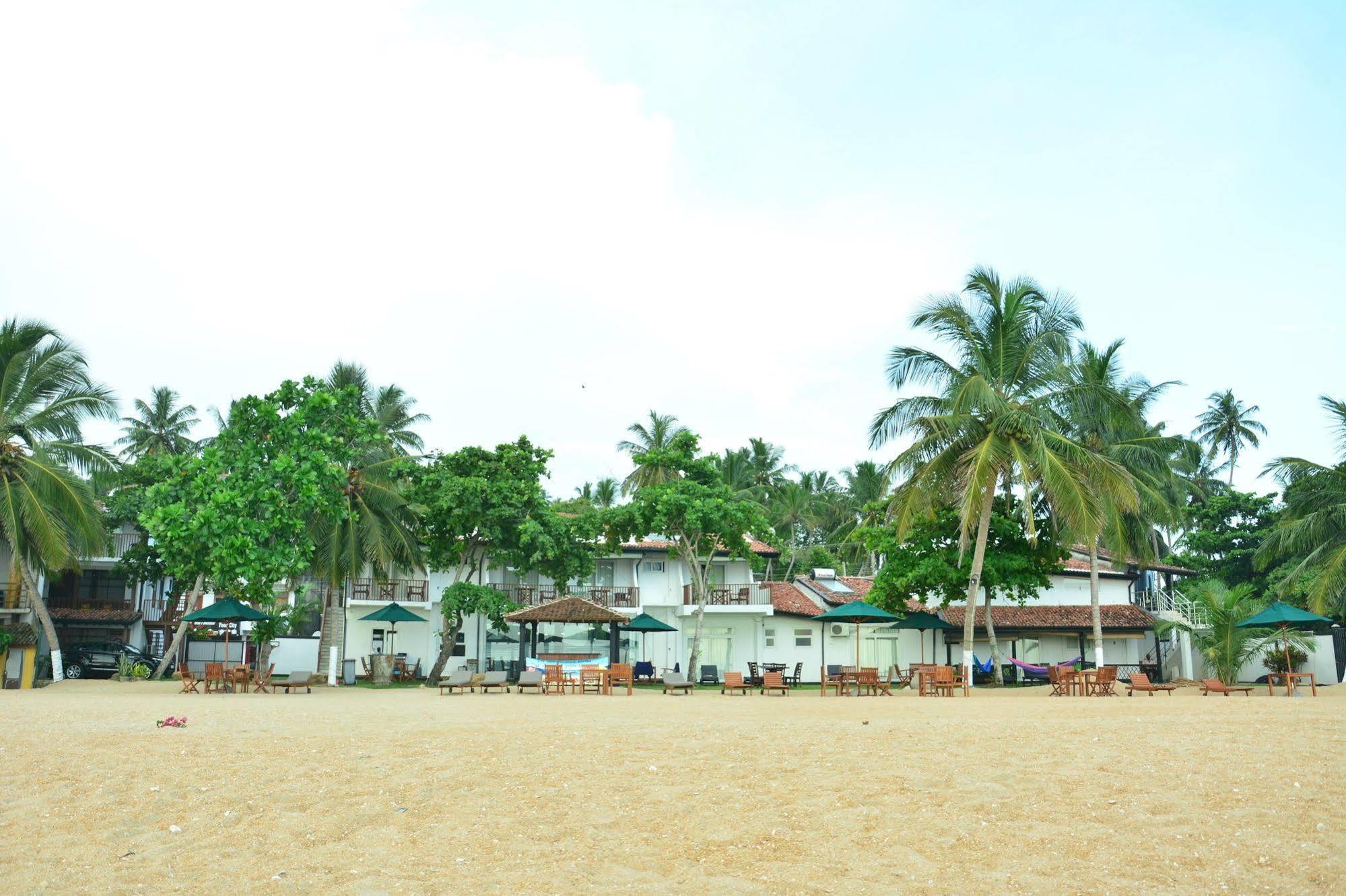 Joe'S Resort Unawatuna Esterno foto
