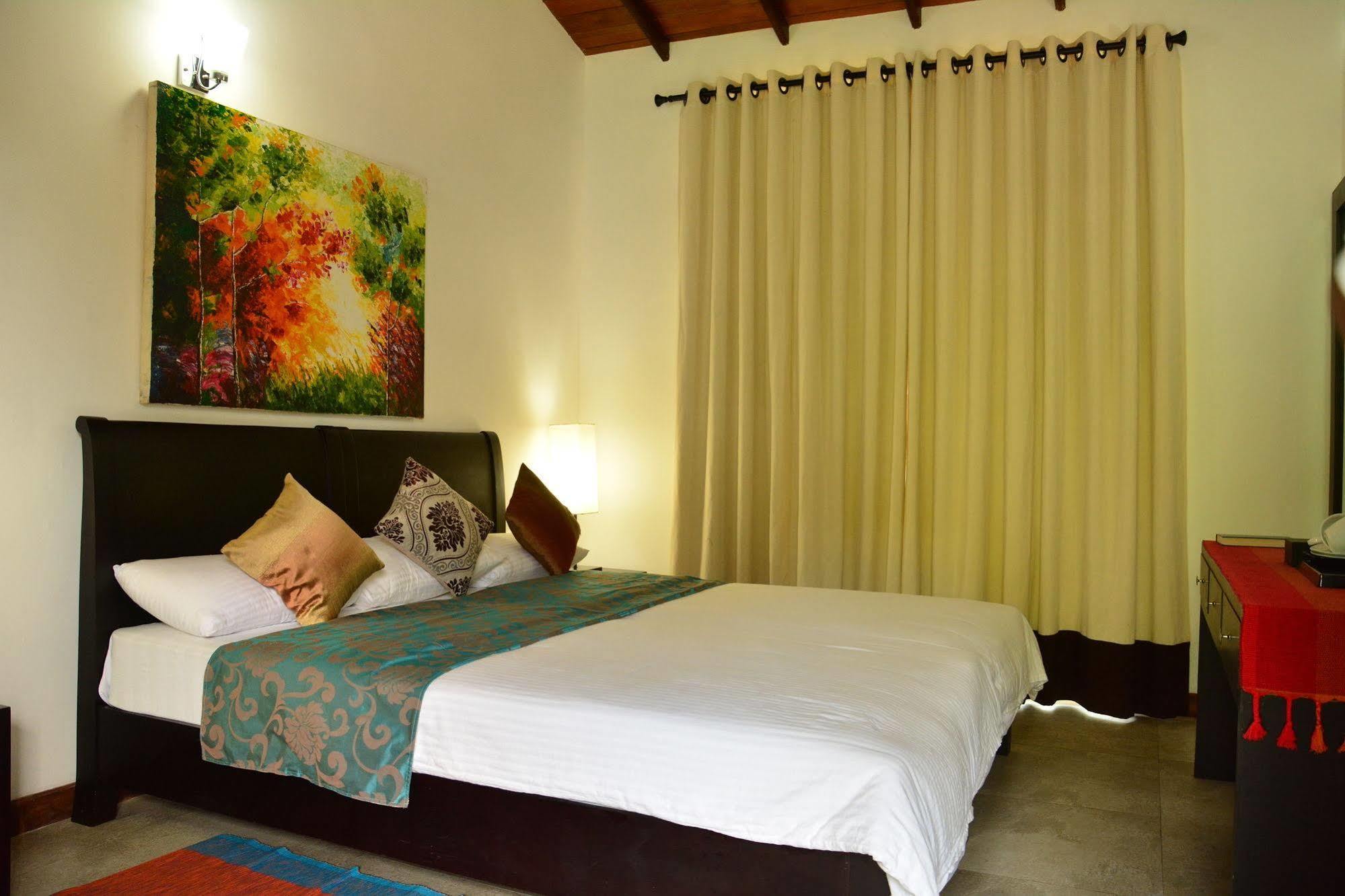 Joe'S Resort Unawatuna Esterno foto